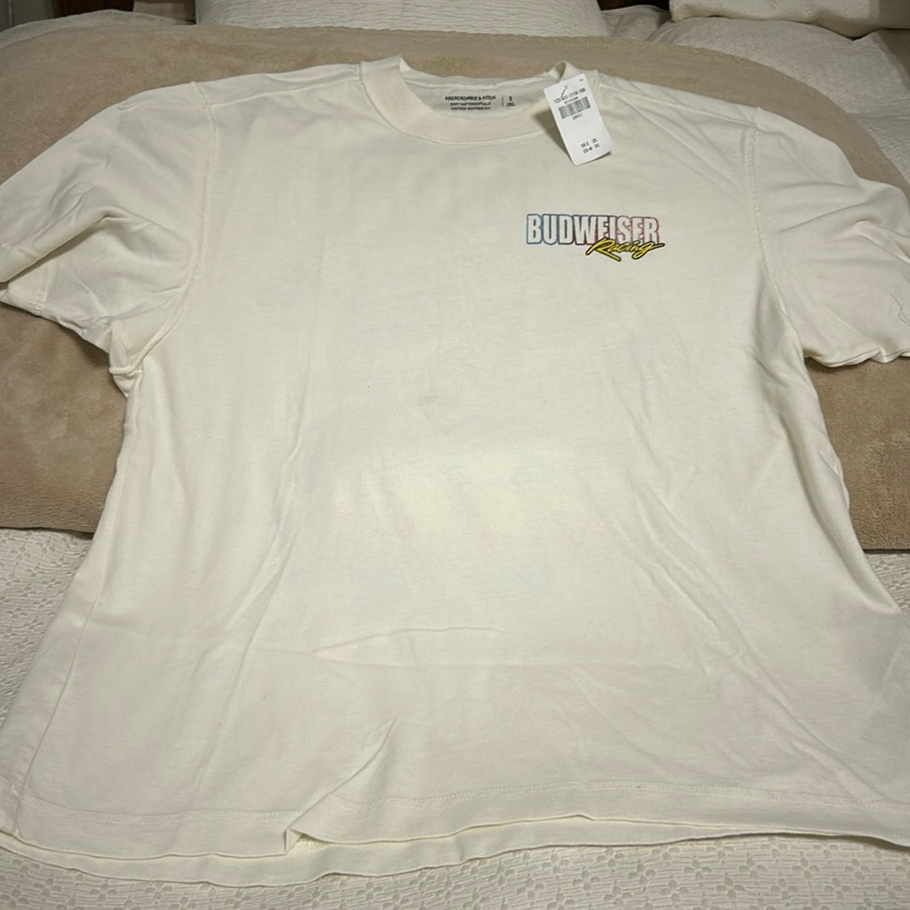Abercrombie & Fitch men’s small tee